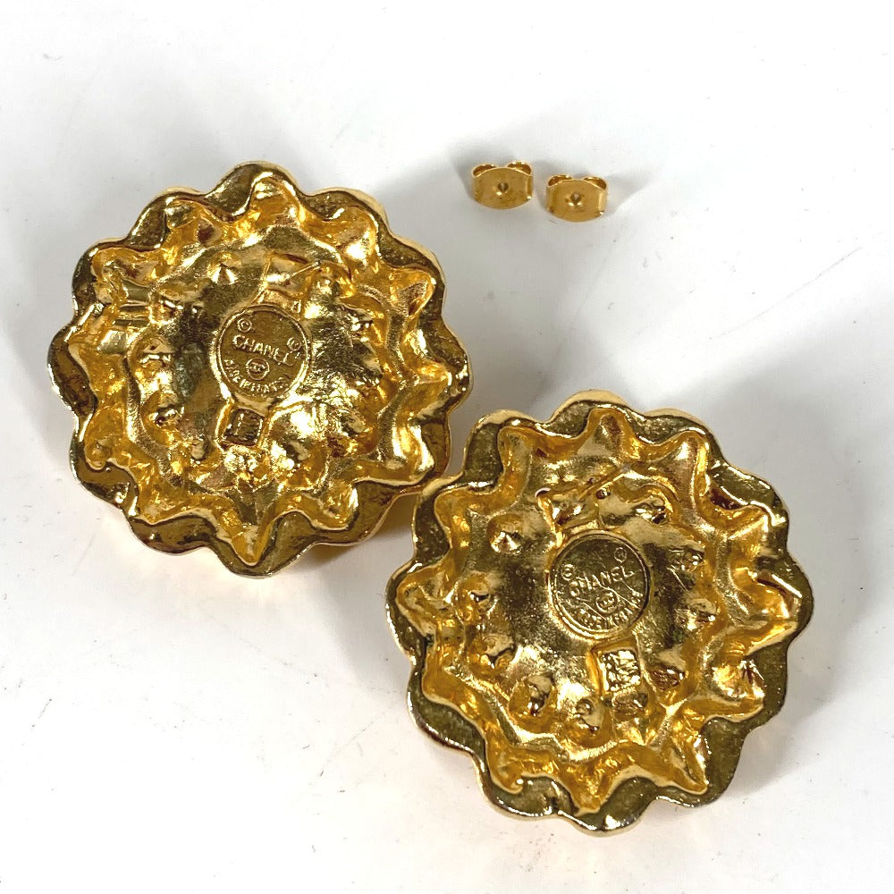 CHANEL Pierce metal gold vintage Flowers Rhinestones Faux Pearls Women Used Authentic