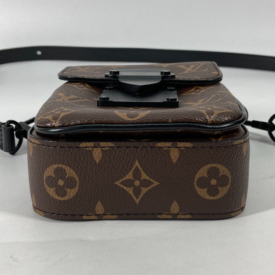 LOUIS VUITTON Shoulder Bag M81522 Monogram canvas Brown Monogram S Lock Vertical Wearable Wallet mens Used Authentic
