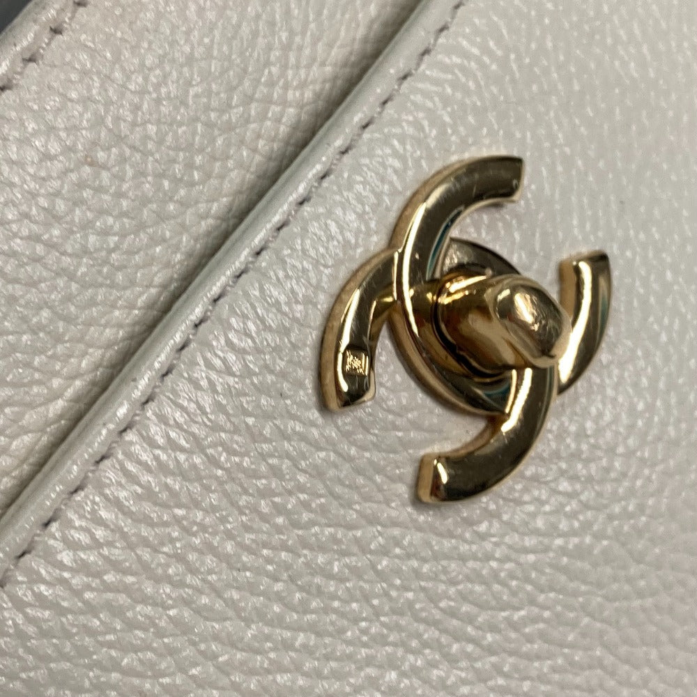 CHANEL Tote Bag Caviar skin White type Executive Tote Women Used Authentic