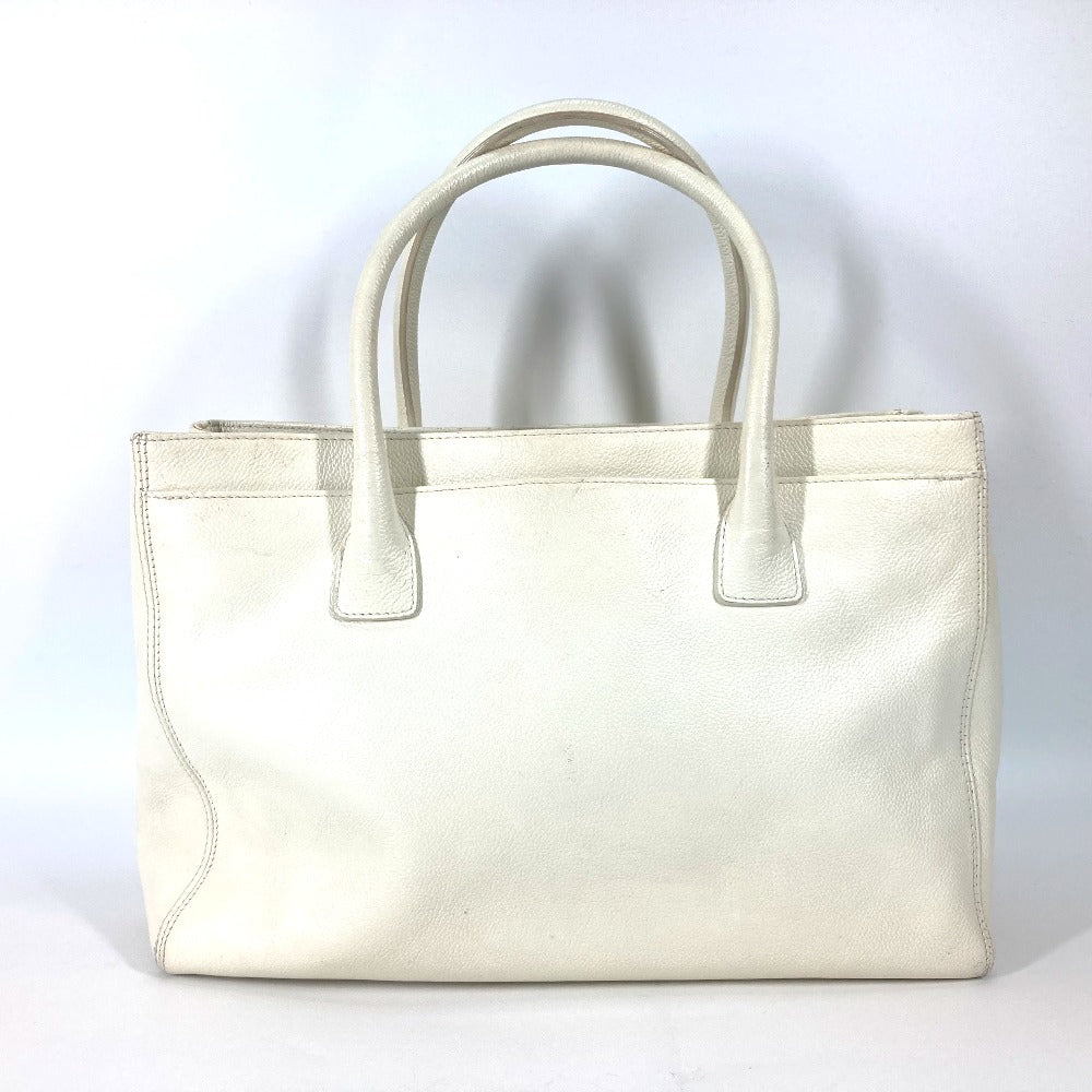 CHANEL Tote Bag Caviar skin White type Executive Tote Women Used Authentic