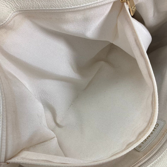 CHANEL Tote Bag Caviar skin White type Executive Tote Women Used Authentic