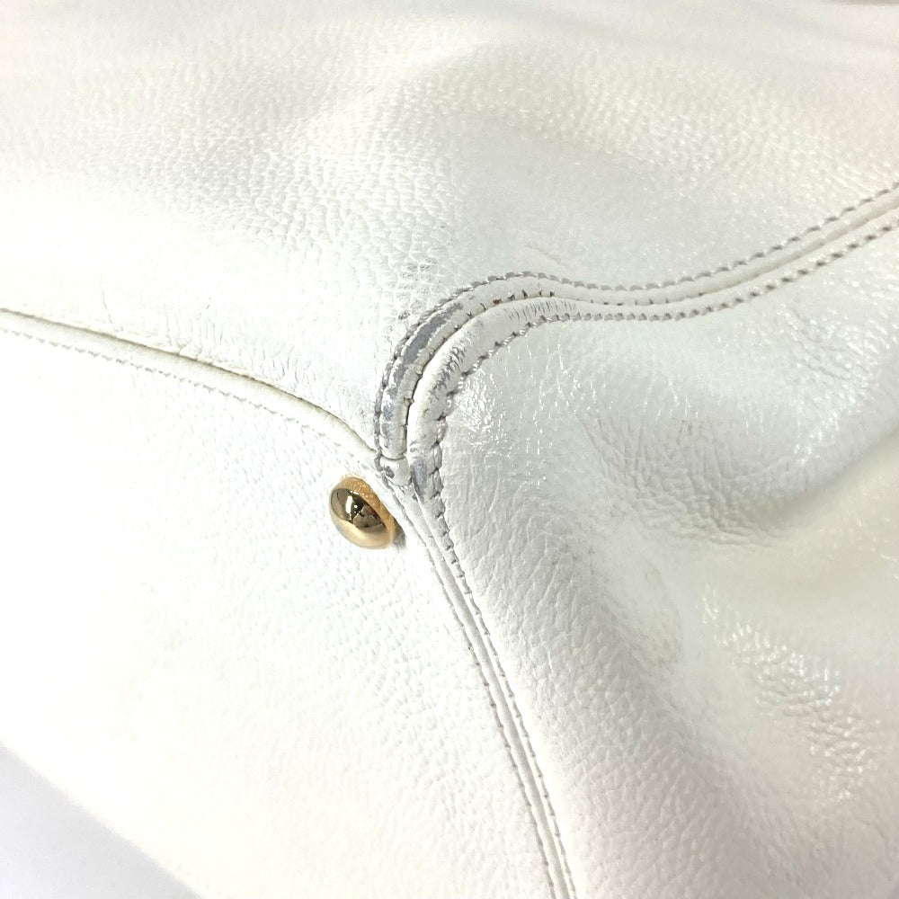 CHANEL Tote Bag Caviar skin White type Executive Tote Women Used Authentic