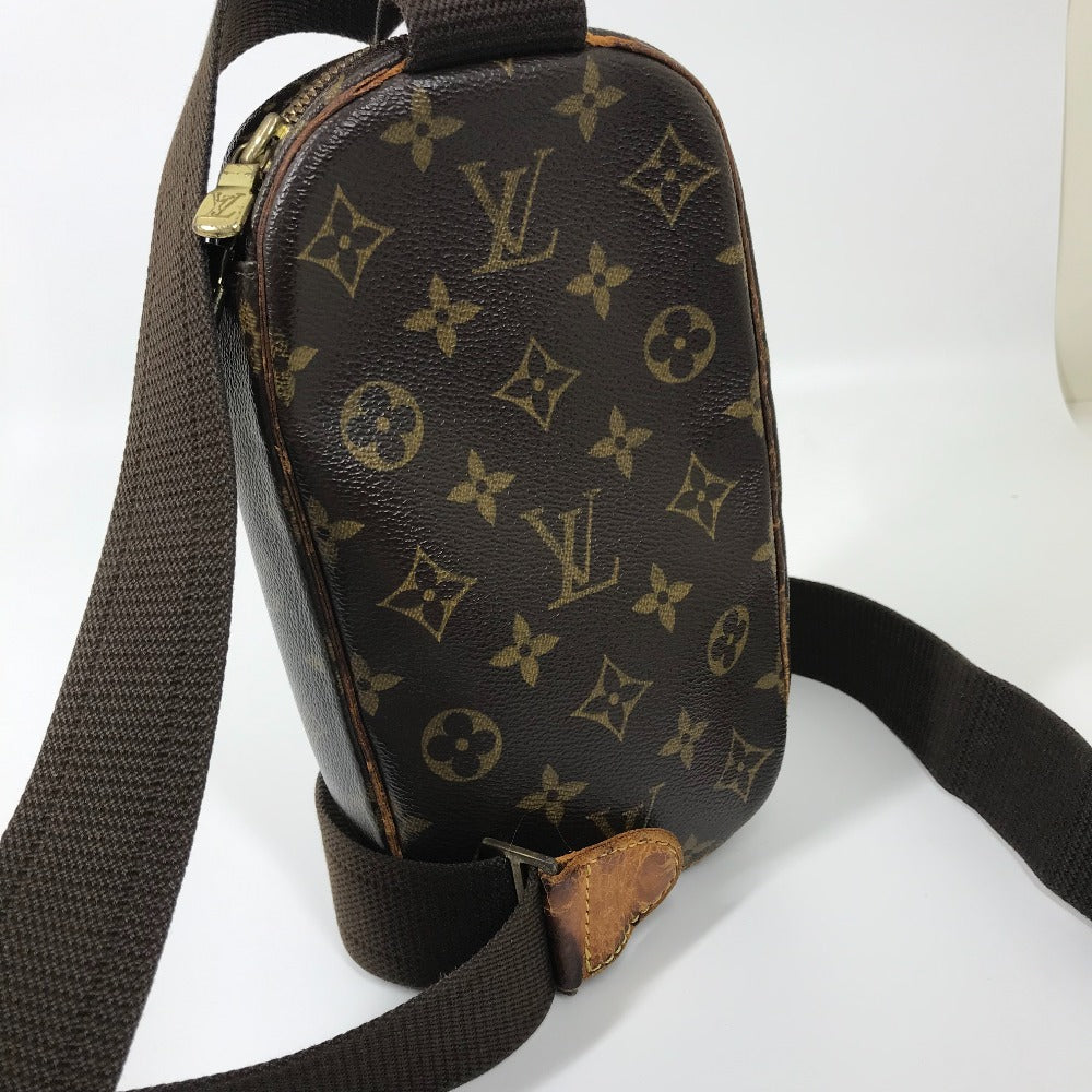 LOUIS VUITTON Sling bag M51780 Monogram canvas Brown Monogram Pochette Gange mens Used Authentic