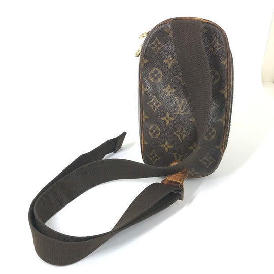 LOUIS VUITTON Sling bag M51780 Monogram canvas Brown Monogram Pochette Gange mens Used Authentic