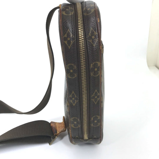 LOUIS VUITTON Sling bag M51780 Monogram canvas Brown Monogram Pochette Gange mens Used Authentic