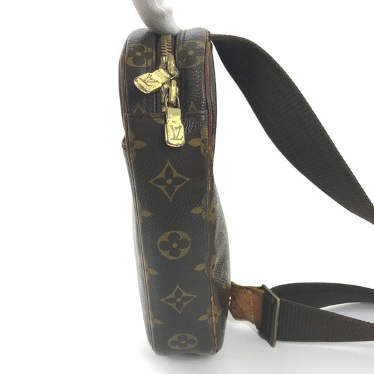 LOUIS VUITTON Sling bag M51780 Monogram canvas Brown Monogram Pochette Gange mens Used Authentic