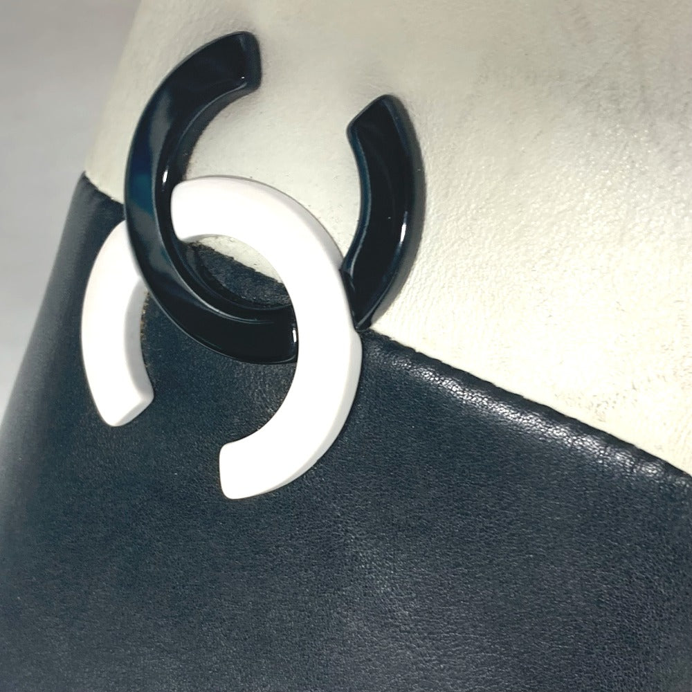 CHANEL Shoulder Bag leather white By color CC COCO Mark WChain Women Used Authentic