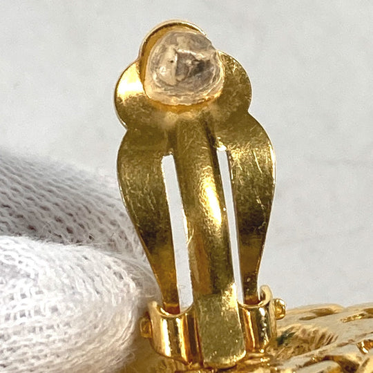 CHANEL Earring metal gold vintage Round Chain CC Matelasse Women Used Authentic