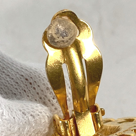 CHANEL Earring metal gold vintage Round Chain CC Matelasse Women Used Authentic