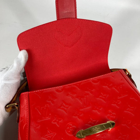 LOUIS VUITTON Shoulder Bag M91728 Monogram Vernis Red Monogram Vernis Bell Flower GM Women Used Authentic