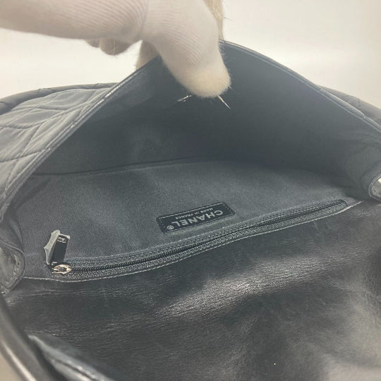 CHANEL Handbag lambskin black Hula hoop