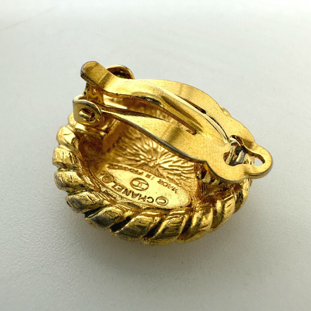 CHANEL Earring Gold Plated gold 95P logo CC COCO Mark Round Women Used Authentic