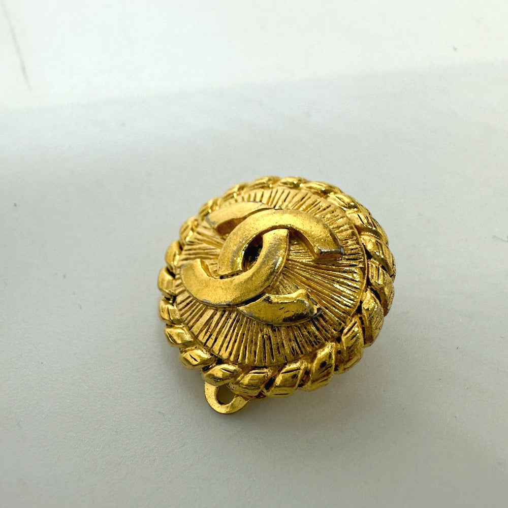 CHANEL Earring Gold Plated gold 95P logo CC COCO Mark Round Women Used Authentic