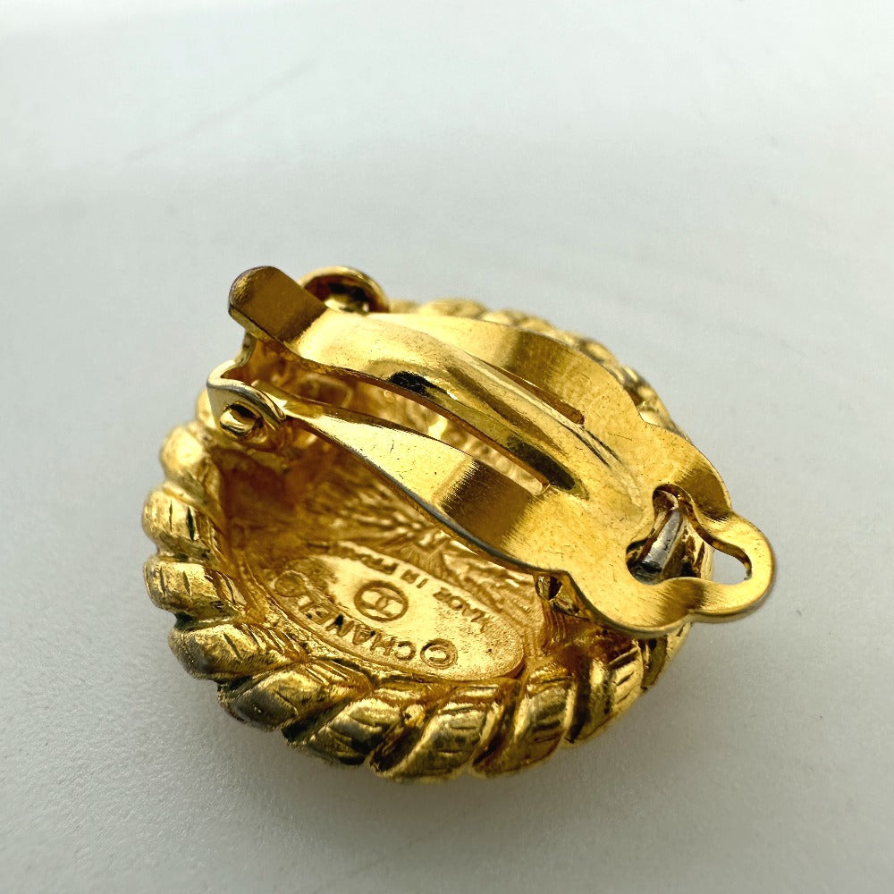 CHANEL Earring Gold Plated gold 95P logo CC COCO Mark Round Women Used Authentic