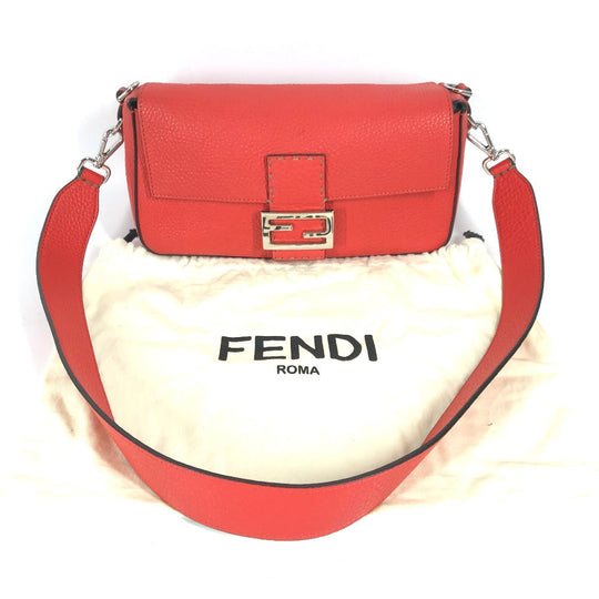 FENDI Shoulder Bag leather Red Mamma Bucket Celeria
