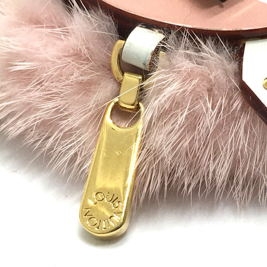 LOUIS VUITTON key ring M63093 fur pink Cat motif bijou sack wild fur Women Used Authentic