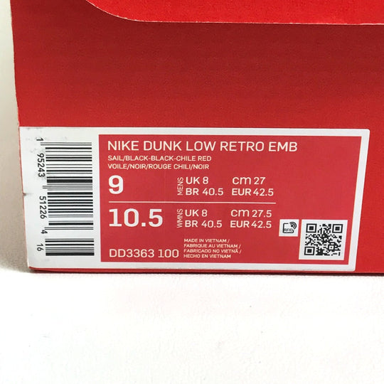NIKE sneakers Leather, Rubber White / red / black NBA collaboration NIKE DUNK LOW RETRO EMB mens 9 Used Authentic