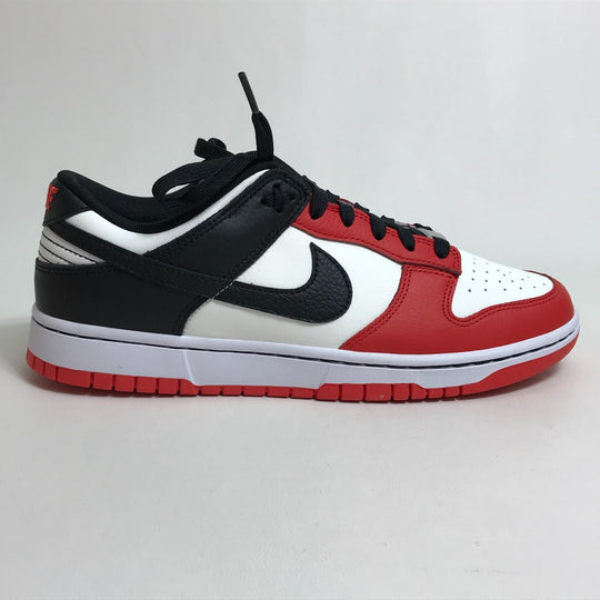 NIKE sneakers Leather, Rubber White / red / black NBA collaboration NIKE DUNK LOW RETRO EMB mens 9 Used Authentic