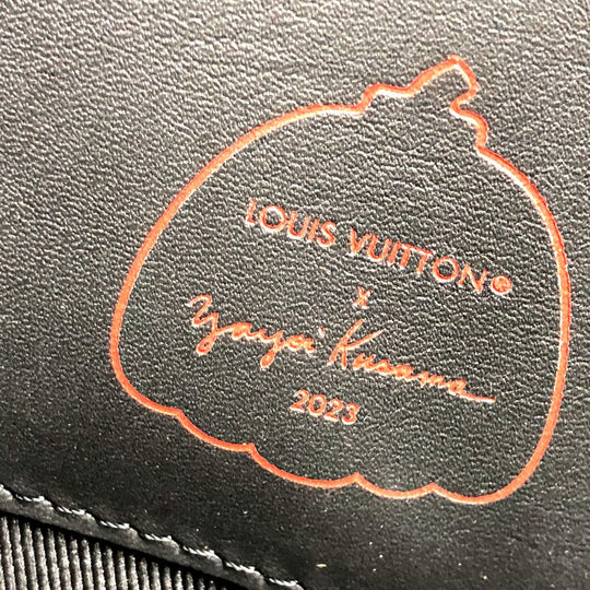 LOUIS VUITTON Shoulder Bag M81905 Taurillon Clemence Leather black monogram dots Soft trunk wallet
