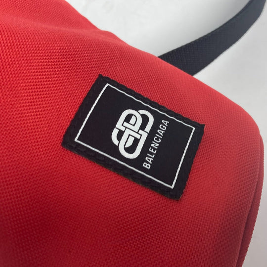 BALENCIAGA Shoulder Bag 618193 Nylon canvas Red WEEKEND logo Bottle holder Women(Unisex) Used Authentic