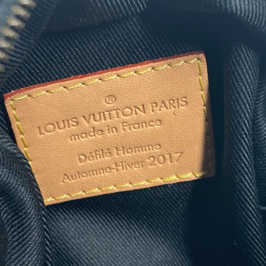 LOUIS VUITTON key ring M44201 canvas green Supreme collaboration Apollo Backpack Nano unisex(Unisex) Used Authentic