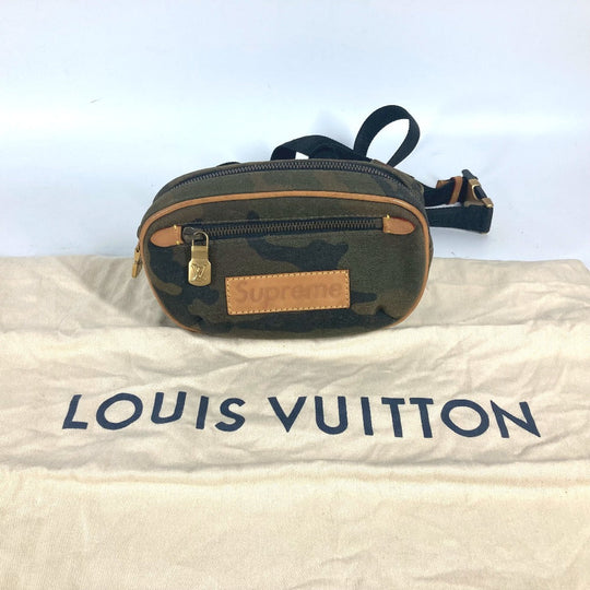 LOUIS VUITTON Sling bag M44202 canvas khaki Monogram camouflage Supreme Bumback PM unisex(Unisex) Used Authentic