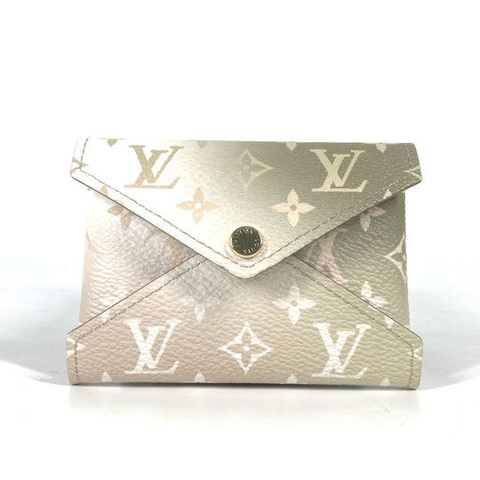 LOUIS VUITTON Card Case M81271 Monogram canvas beige LV Escal Pochette Kirigami Small Only Women Used Authentic