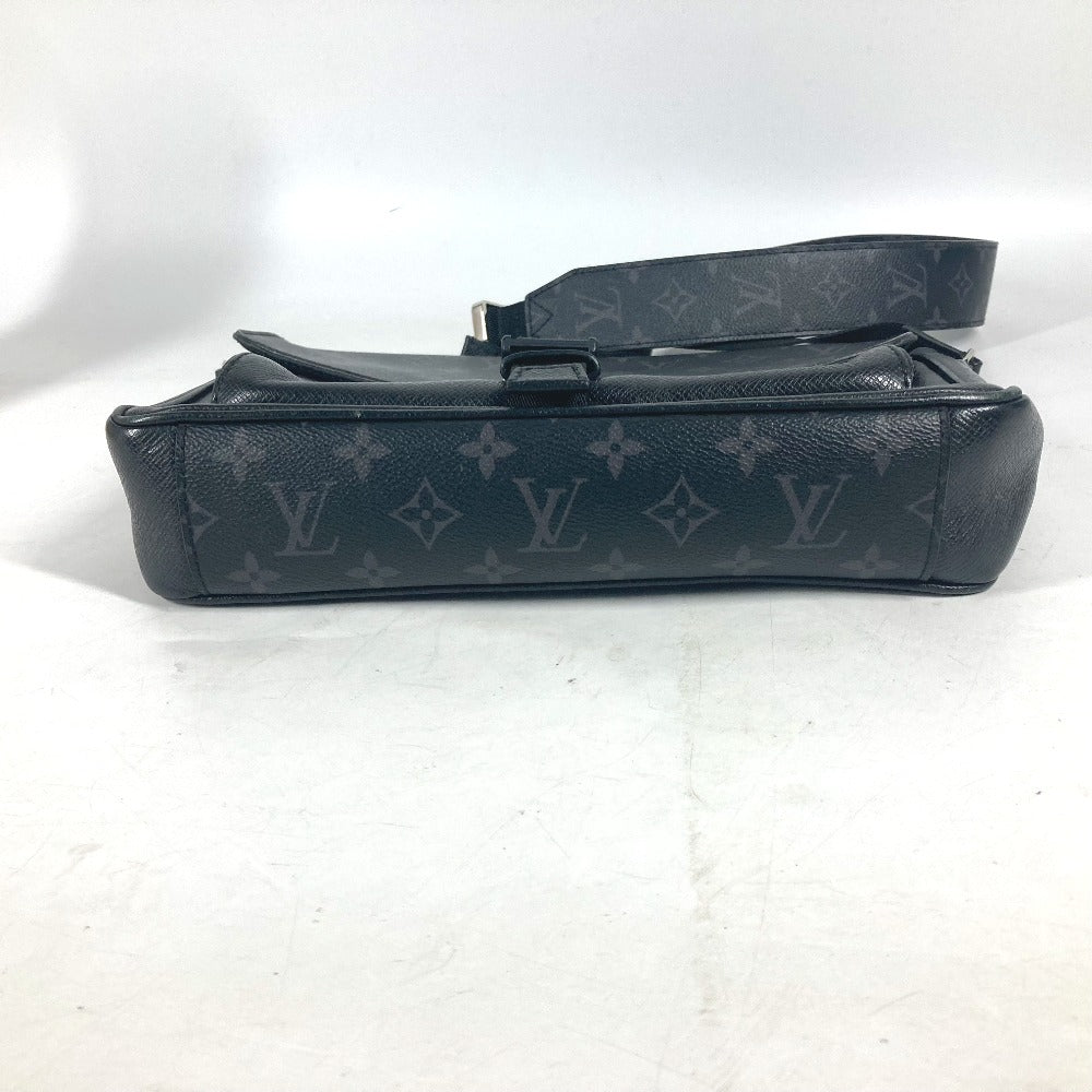 LOUIS VUITTON Shoulder Bag M30413 Taiga Leather, Monogram Eclipse Canvas black Thai Galama Monogram Eclipse Flap messenger unisex(Unisex) Used Authentic