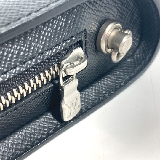LOUIS VUITTON business bag M30182 Taiga Leather black Taiga Baikal mens Used Authentic