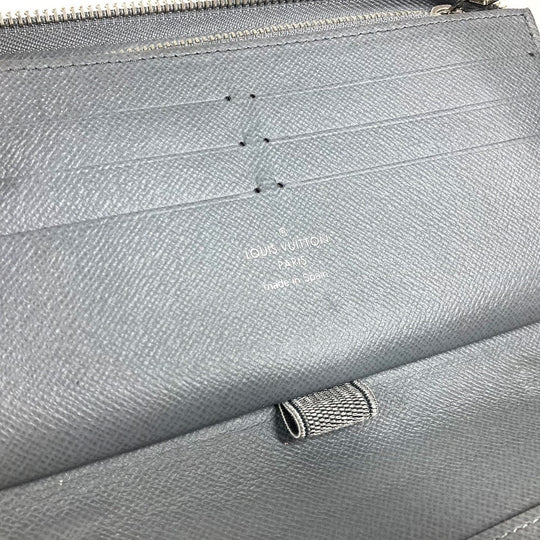 LOUIS VUITTON Long Wallet Purse M30517 Taiga Leather gray Taiga Zippy Organizer