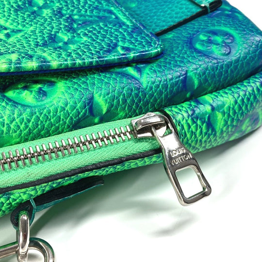 LOUIS VUITTON Shoulder Bag M81223 Taurillon Clemence Leather green Taurillon Clemence Illusion Double phone pouch unisex(Unisex) Used Authentic