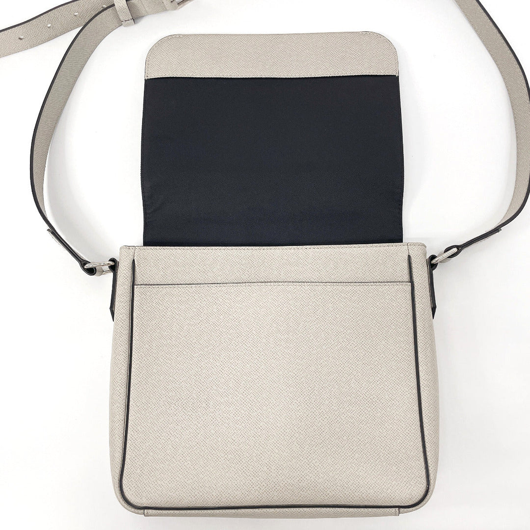 LOUIS VUITTON Shoulder Bag M32733 Taiga Leather off white Roman PM