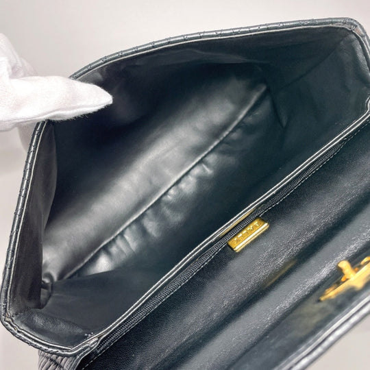 BALLY Handbag leather black quilting