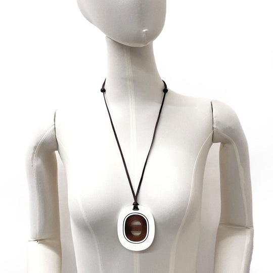 HERMES Necklace Buffalo Horn, Lacquer white Fidelio Village