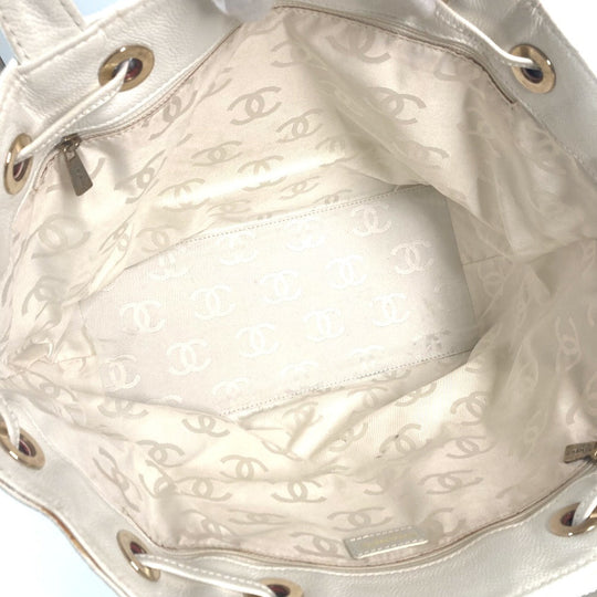 CHANEL Tote Bag Caviar skin white CC COCO Mark purse Women Used Authentic