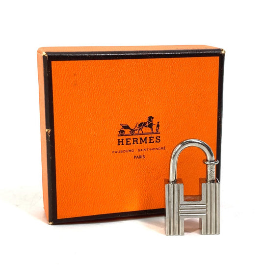 HERMES Pendant top metal Silver H motif The first step of the new century Limited to 2000 Women Used Authentic