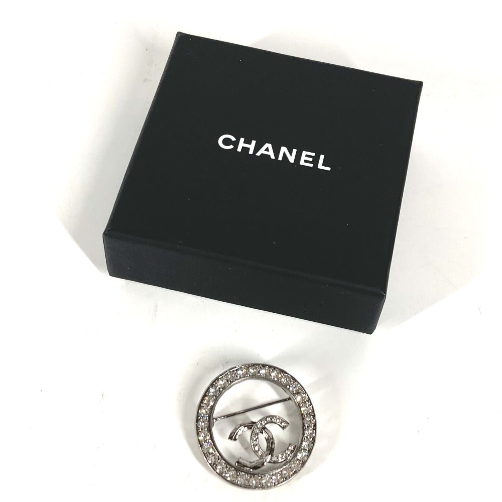 CHANEL Brooch metal Silver 21K CC COCO Mark Round Rhinestone Women Used Authentic