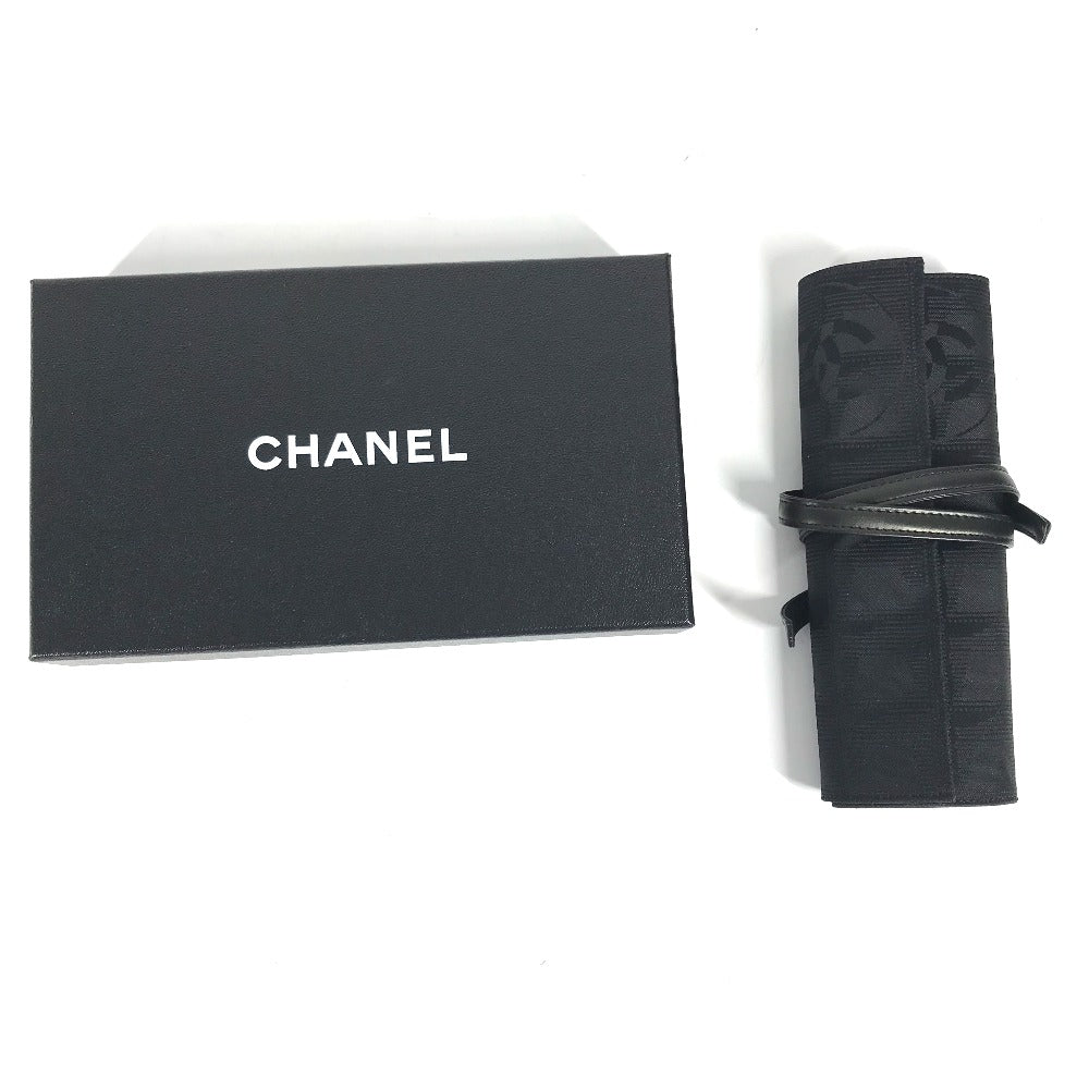 CHANEL Accessory case Nylon black New travel line Jewelry Case for Women Women Used Authentic