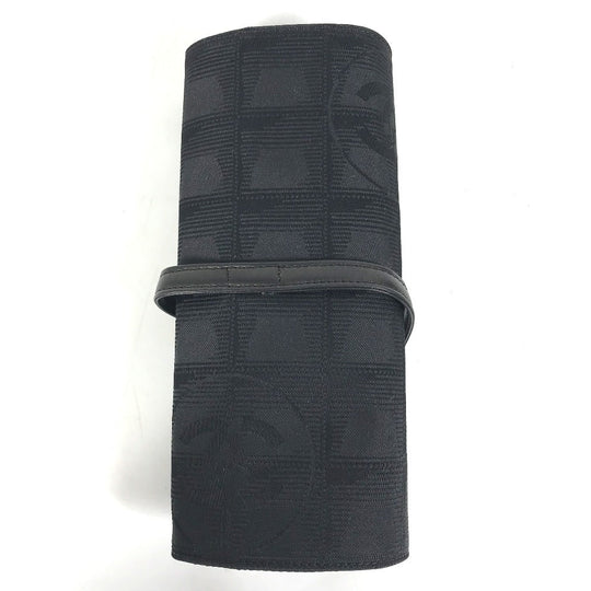 CHANEL Accessory case Nylon black New travel line Jewelry Case for Women Women Used Authentic