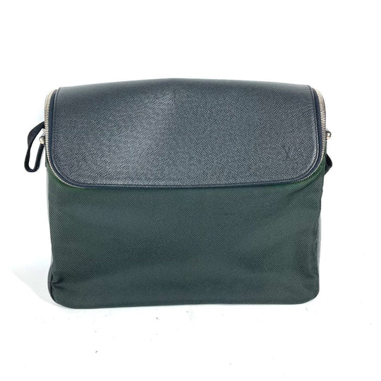 LOUIS VUITTON Shoulder Bag M30862 Taiga Leather, Nylon black Taiga Thai meal mens Used Authentic