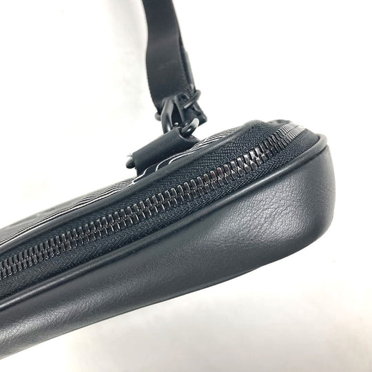 LOUIS VUITTON Shoulder Bag M55698 Leather / nylon black LV initials Expandable messenger unisex(Unisex) Used Authentic