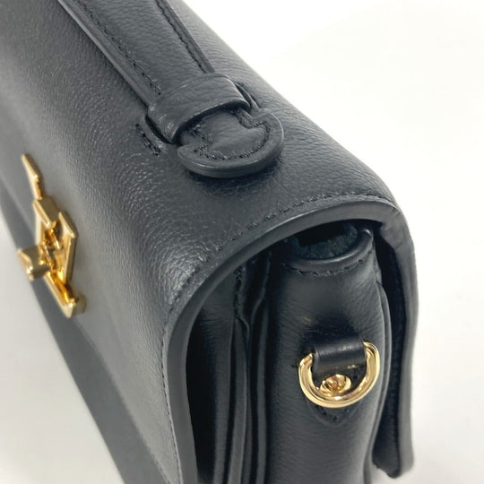 LOUIS VUITTON Shoulder Bag M22735 , Grained calf leather black Oxford