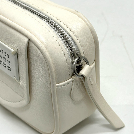 Maison Margiela Waist bag S56WB0013 leather white Gram slam Women Used Authentic