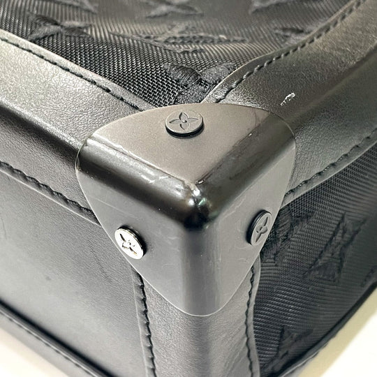 LOUIS VUITTON Shoulder Bag M53964 Mesh / leather black Monogram Embroidery Mesh Soft Trunk mens Used Authentic