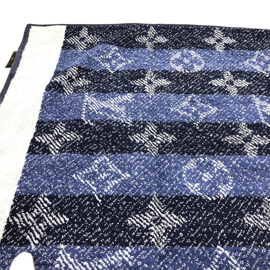 LOUIS VUITTON towel cotton blue Monogram TRUNKS�•BAGS unisex(Unisex) Used Authentic