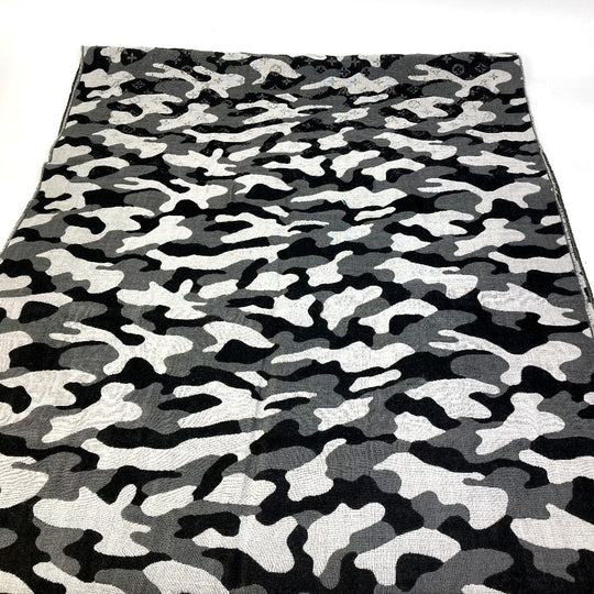LOUIS VUITTON Stall M71627 Wool, Silk Black x khaki Camouflage camouflage Etoile Monogram Gradient