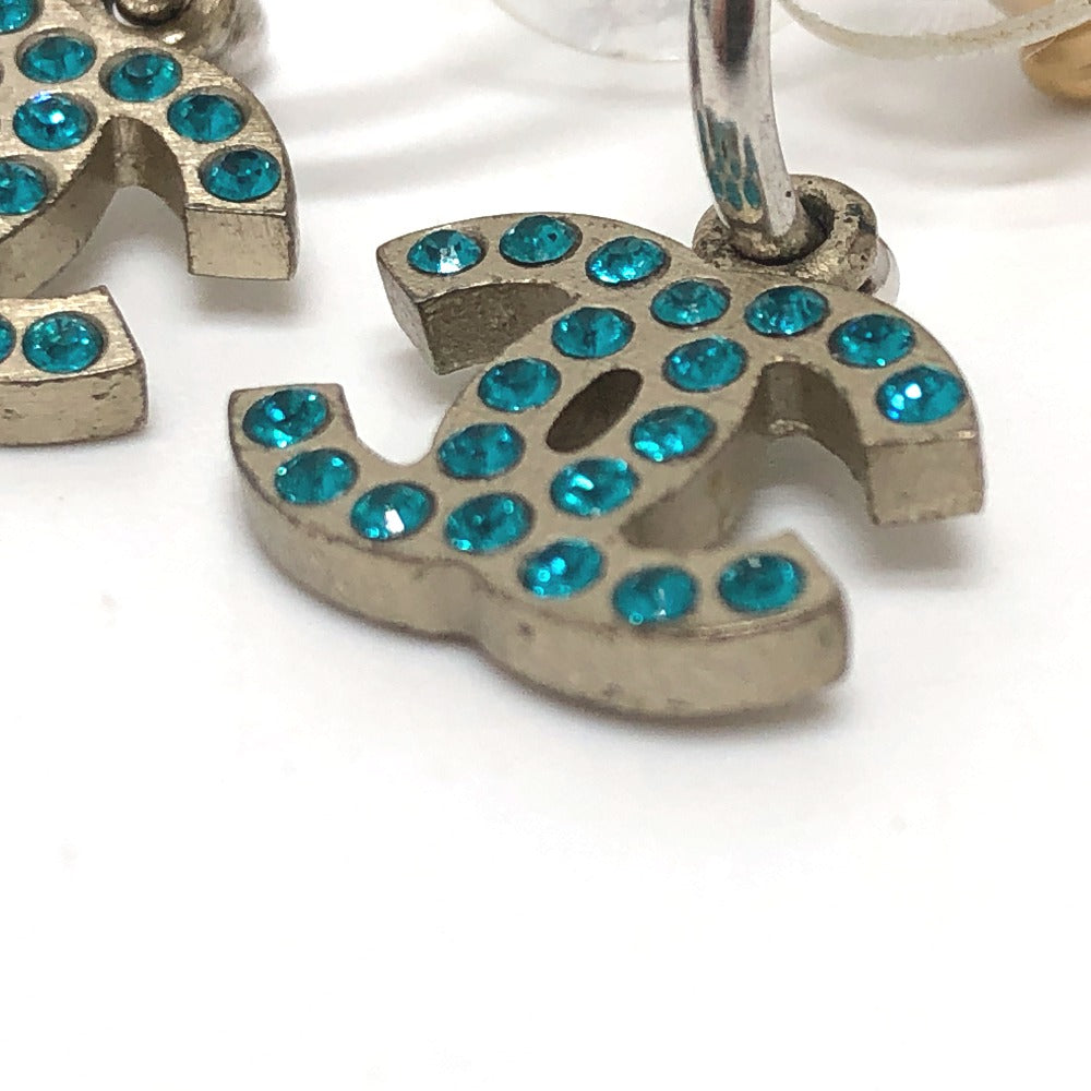 CHANEL Pierce 06P metal Silver COCO Mark Women Used Authentic