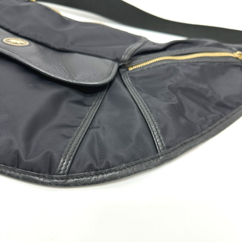 HUNTING WORLD Shoulder Bag Leather / nylon black logo Women Used Authentic
