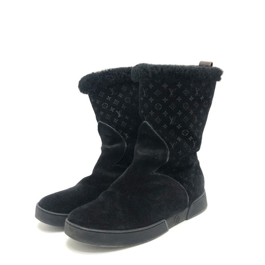LOUIS VUITTON boots Mouton, Suede black LV logo flower embossed fur boa Women 36 Used Authentic