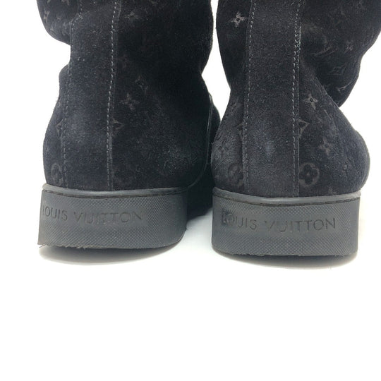 LOUIS VUITTON boots Mouton, Suede black LV logo flower embossed fur boa Women 36 Used Authentic